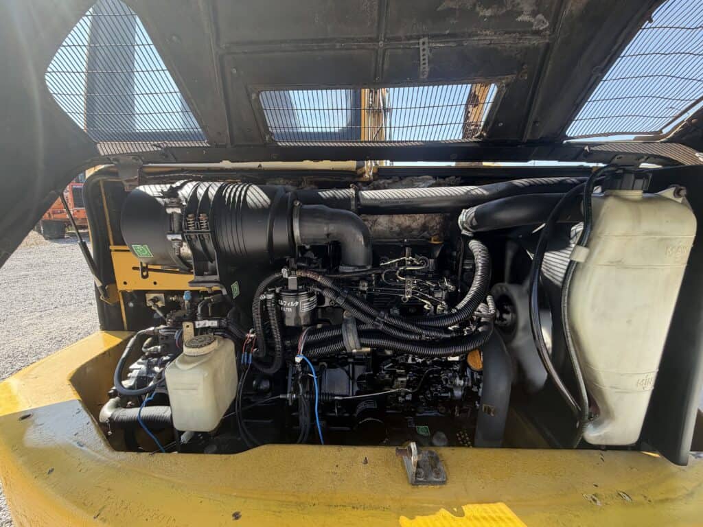ESCAVATORE CINGOLATO KOMATSU PC 75R