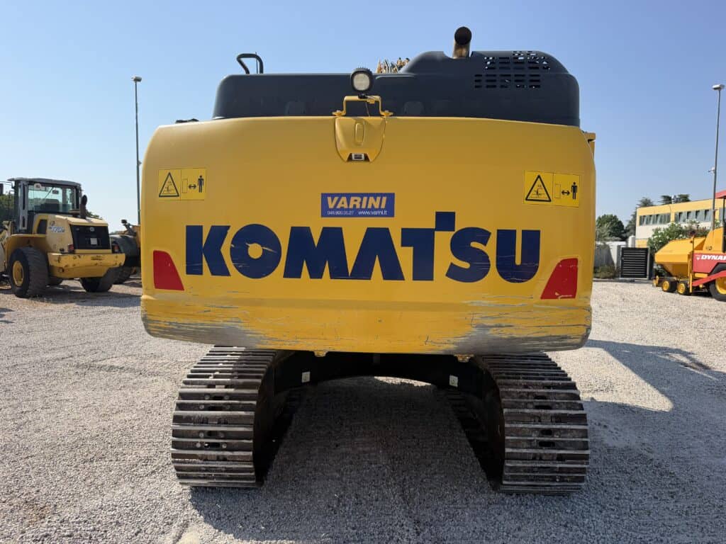KOMATSU PC210-11E0