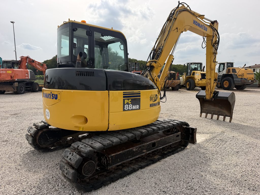 KOMATSU PC 88 MR-6